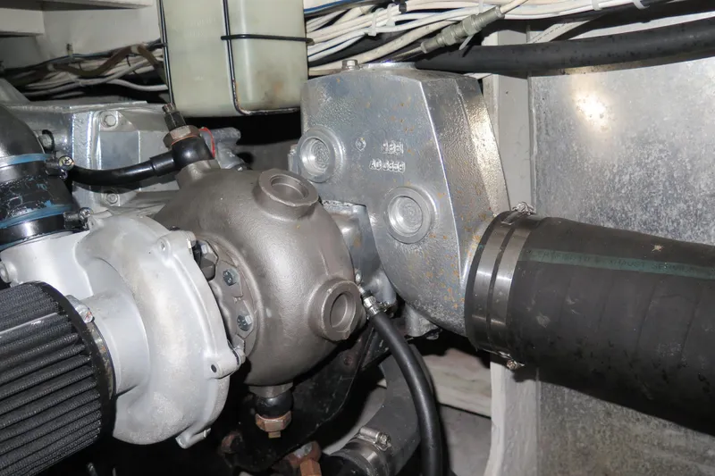 Mokikem Yacht Photos Pics Turbo charger and ceramic coated riser.