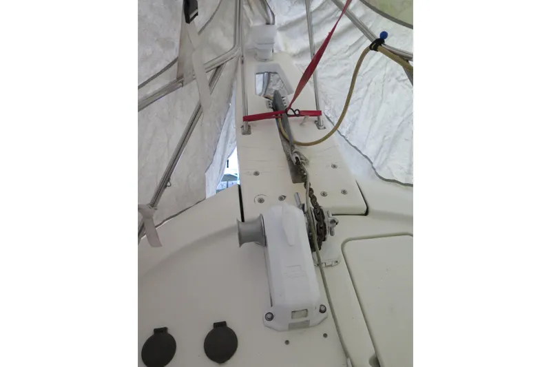 Mokikem Yacht Photos Pics 