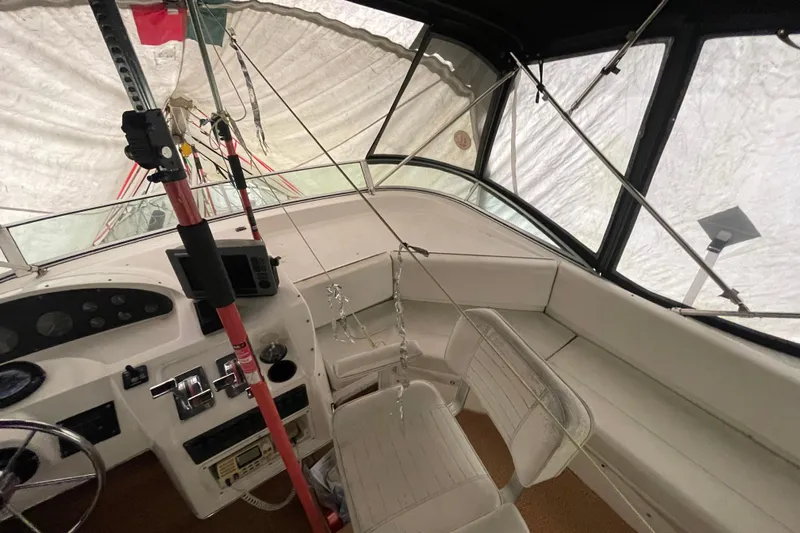 Mokikem Yacht Photos Pics Full command bridge enclosure.