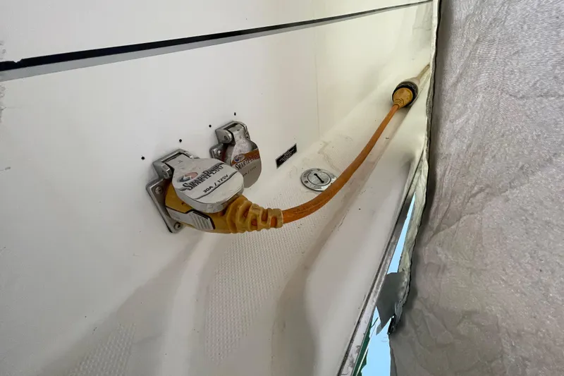 Mokikem Yacht Photos Pics Smart Plug inlet fitting and pigtail.