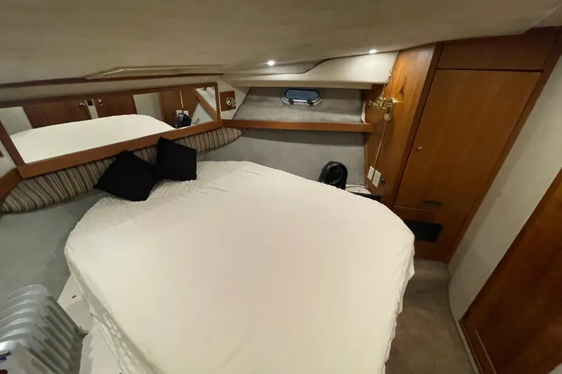 Mokikem Yacht Photos Pics 