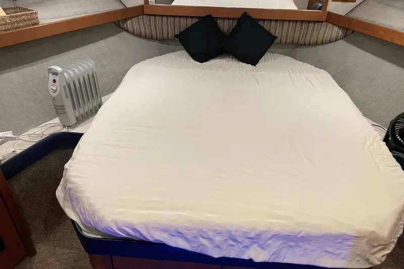 Mokikem Yacht Photos Pics 