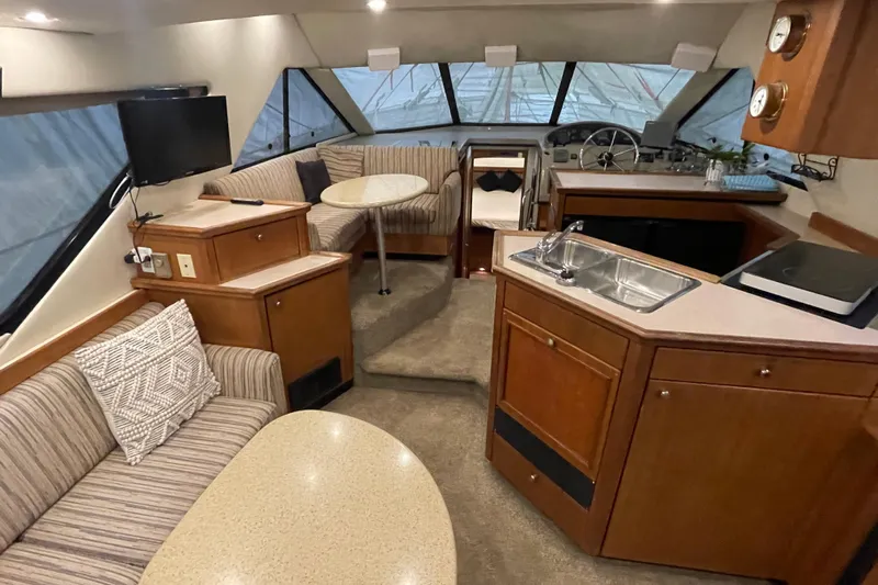 Mokikem Yacht Photos Pics 