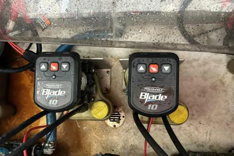  Yacht Photos Pics Power-Pole Blade 10 controls on 2021 Sea Fox 288 Commander boat.