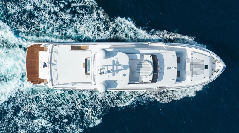 Jemily II Yacht Photos Pics 