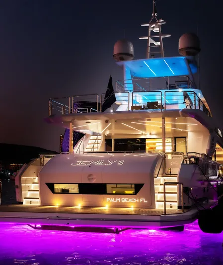 Jemily II Yacht Photos Pics 