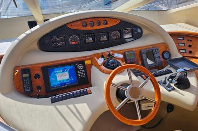 Yacht