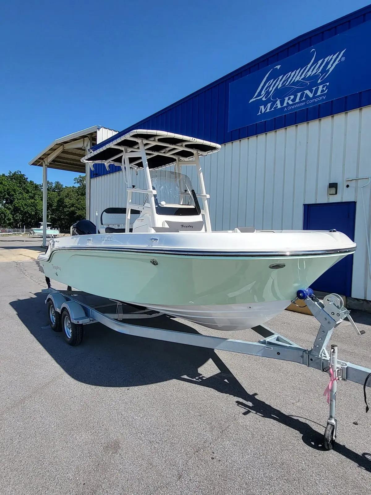 Bayliner T20CC – Explore Center Console Boat Models