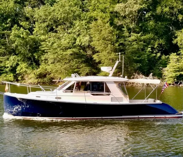 Surprise Yacht Photos Pics 