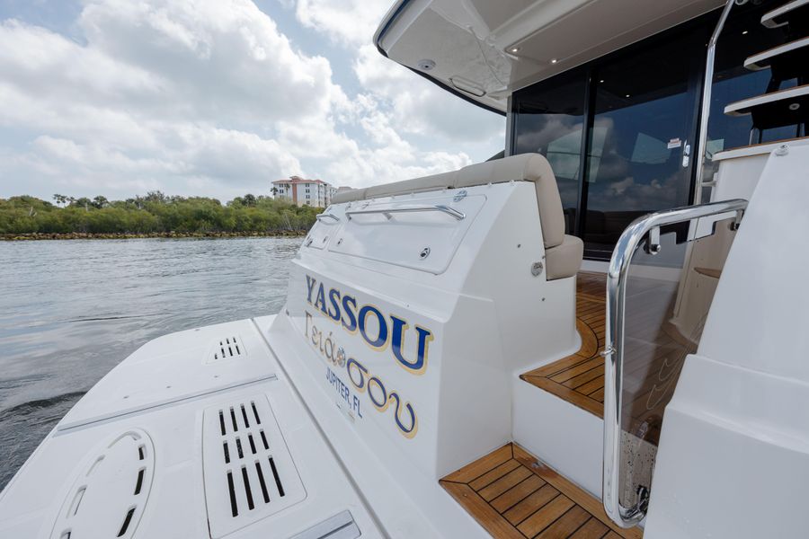 2015 Sea Ray 510 Fly