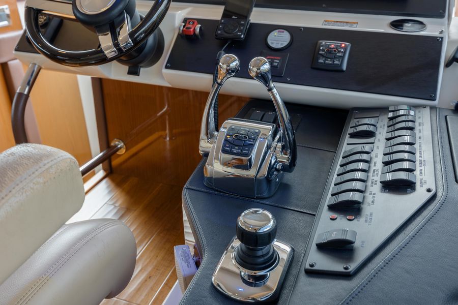 2015 Sea Ray 510 Fly