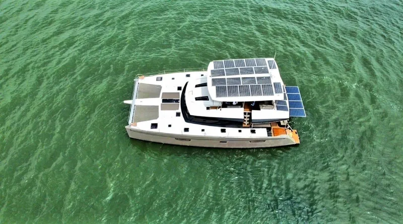 Octopus Yacht Photos Pics 