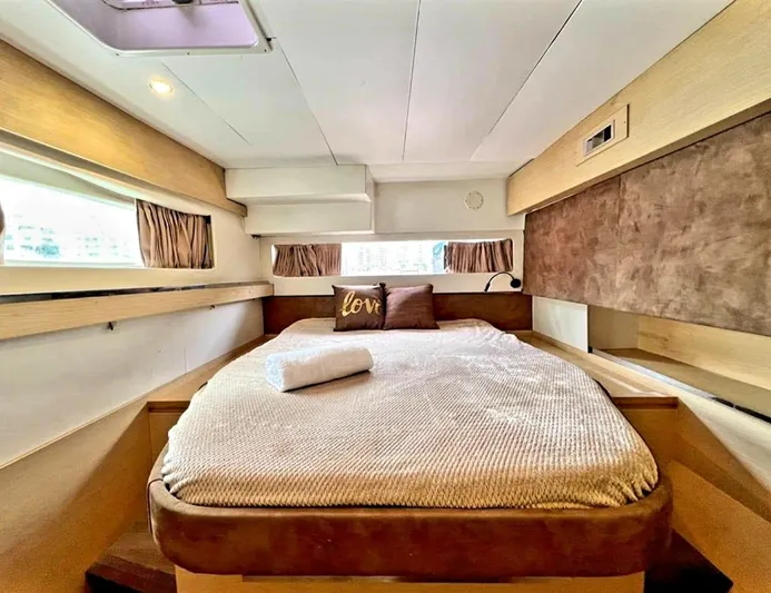 Octopus Yacht Photos Pics 