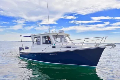 Eastern 27 Islander