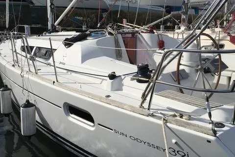 Luna Yacht Photos Pics 