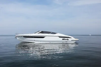 2024 Windy 29 Huracán