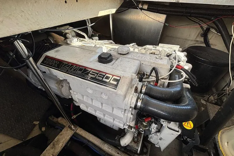  Yacht Photos Pics Engine compartment of a 2005 Regal Commodore 4260 with Volvo Penta motor.