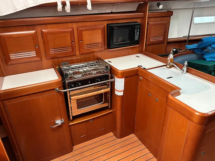 Beau Coup Yacht Photos Pics 