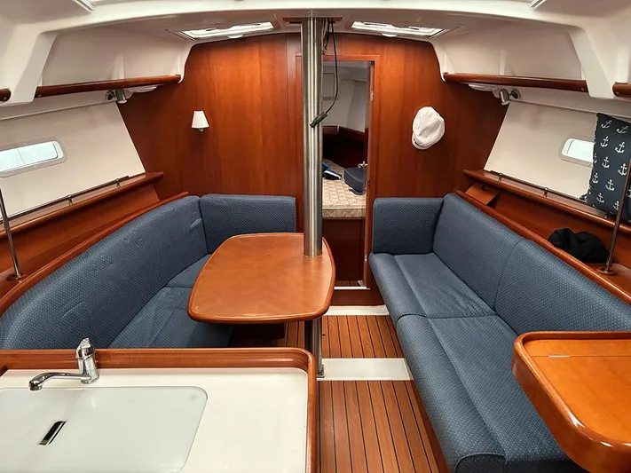 Beau Coup Yacht Photos Pics 