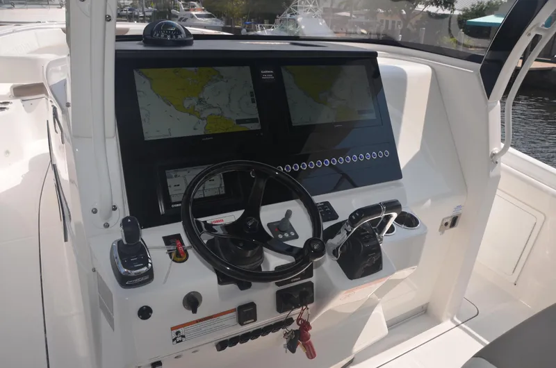 Wild Luck Yacht Photos Pics Edgewater 37 Wild Luck- Helm