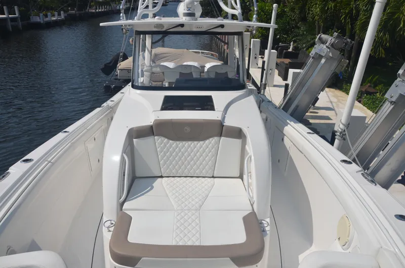 Wild Luck Yacht Photos Pics Edgewater 37 Wild Luck- Hull