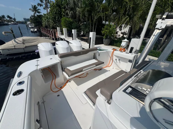 Wild Luck Yacht Photos Pics Edgewater 37 Wild Luck- Hull