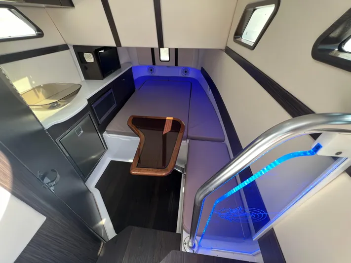 Wild Luck Yacht Photos Pics Edgewater 37 Wild Luck- Cabin