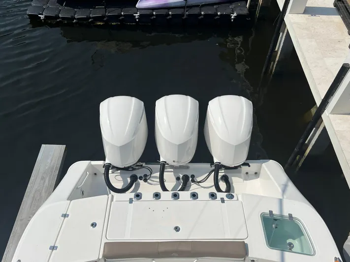 Wild Luck Yacht Photos Pics Edgewater 37 Wild Luck- Yamaha Engines