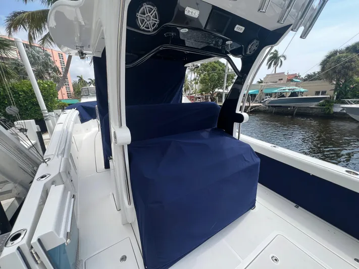 Wild Luck Yacht Photos Pics Edgewater 37 Wild Luck- Hull