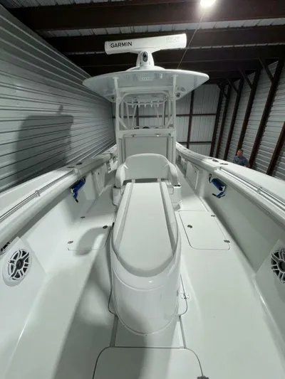 36 Yellowfin Yacht Photos Pics 2024 Yellowfin 36 boat interior with advanced Garmin navigation system.