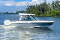 2021 Boston Whaler 280 Vantage