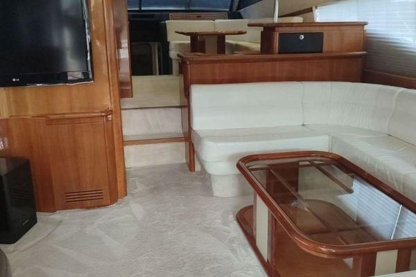 2001 Ferretti Yachts 69 