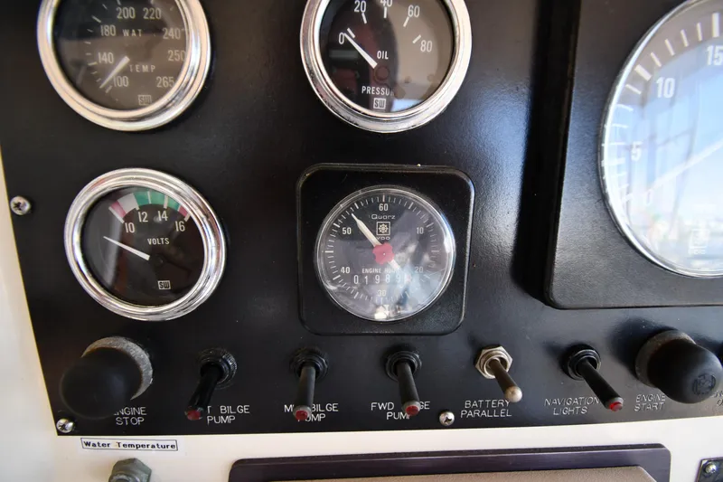 Stormy Yacht Photos Pics 