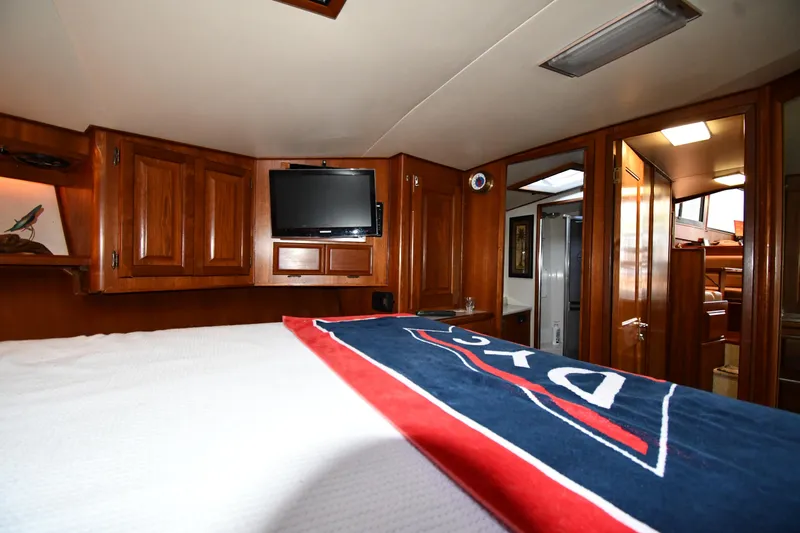 Stormy Yacht Photos Pics 