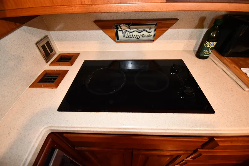 Stormy Yacht Photos Pics 