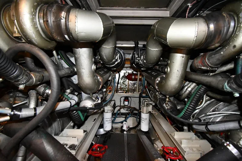 Stormy Yacht Photos Pics 