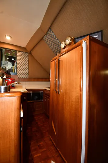 Stormy Yacht Photos Pics 