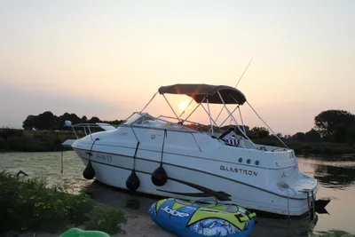 2002 Glastron GS 249