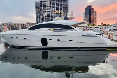 2008 Pershing 72