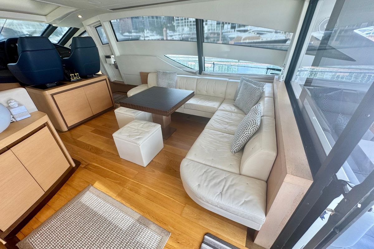 2008 Pershing 72 