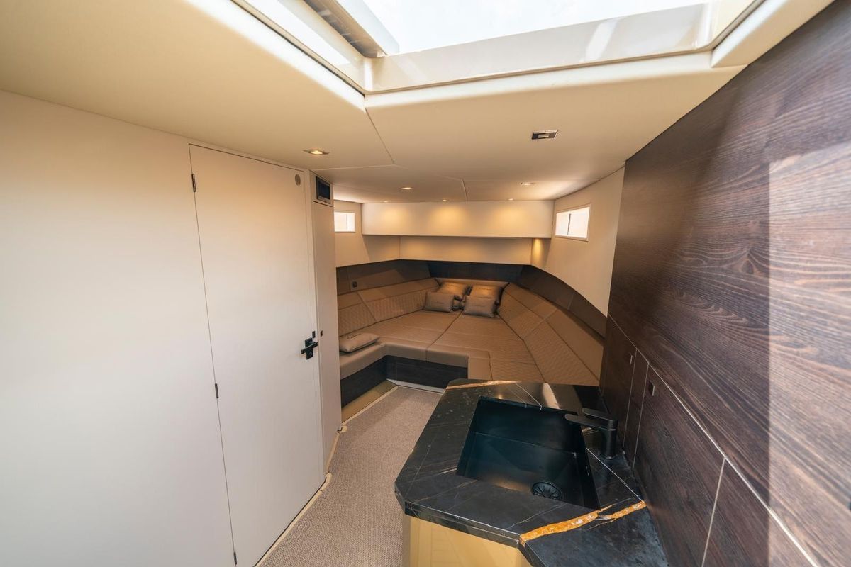 2022 Vanquish Yachts 45 