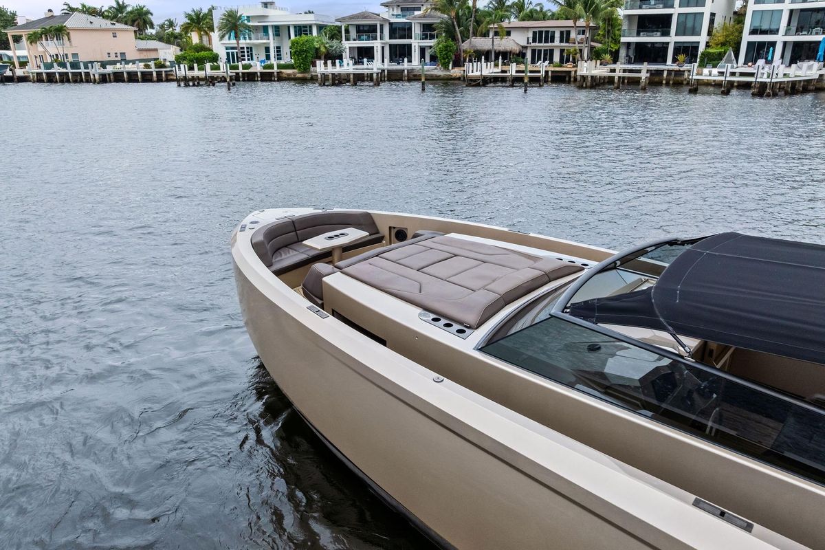 2022 Vanquish Yachts 45 