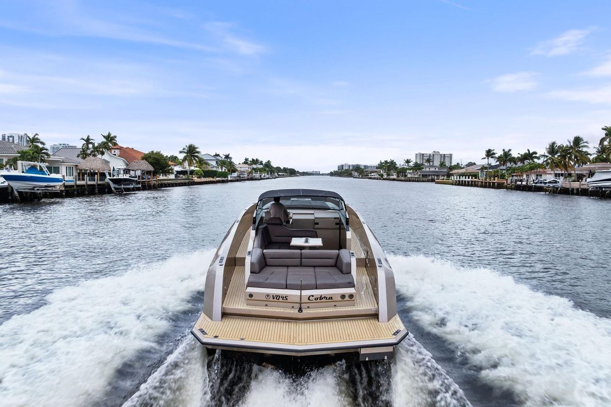 2022 Vanquish Yachts 45 