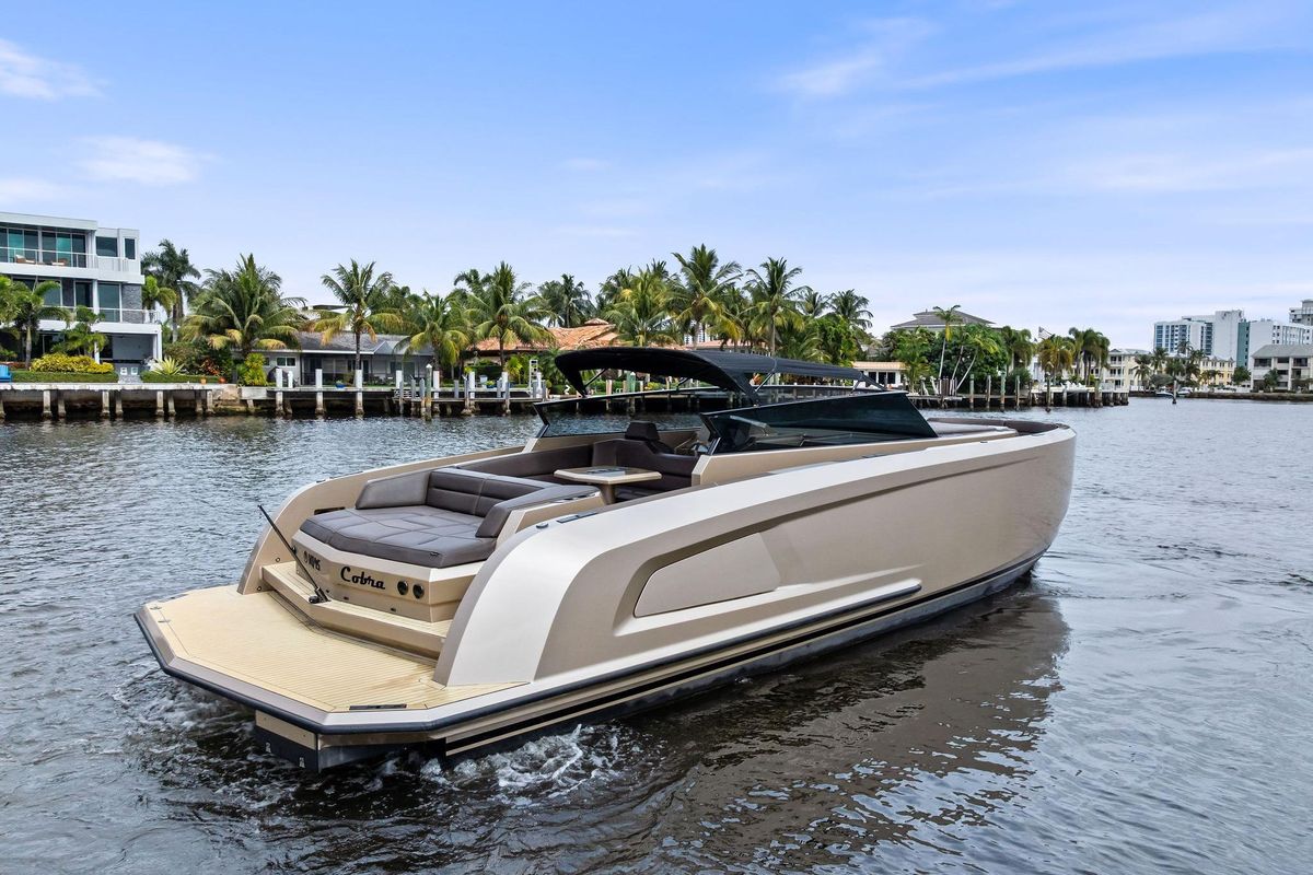 2022 Vanquish Yachts 45 