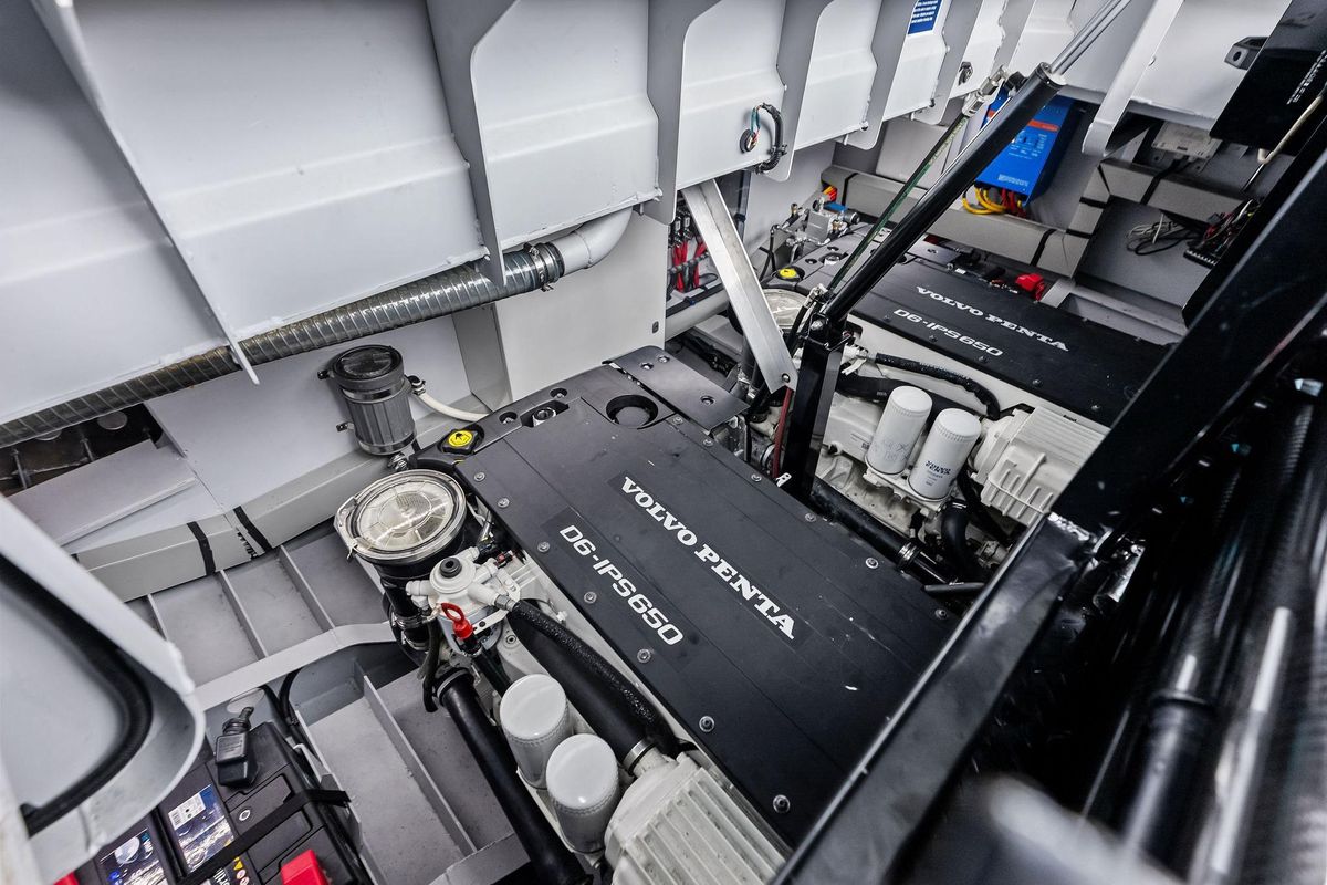 2022 Vanquish Yachts 45 