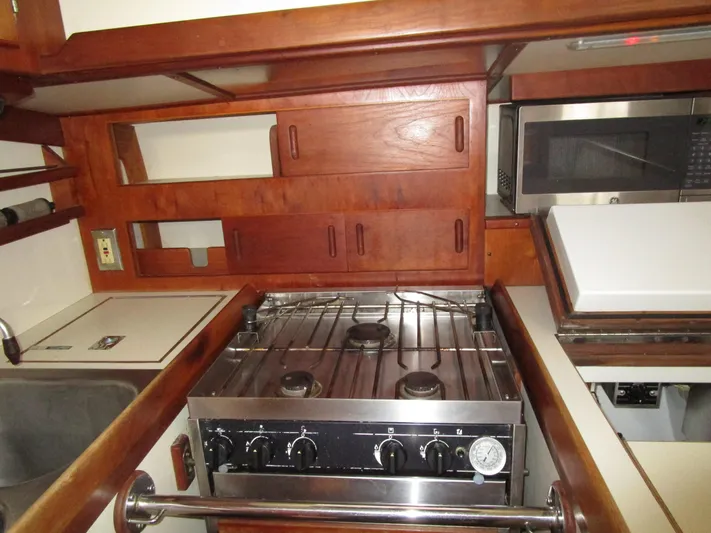 Mabuhay Yacht Photos Pics 