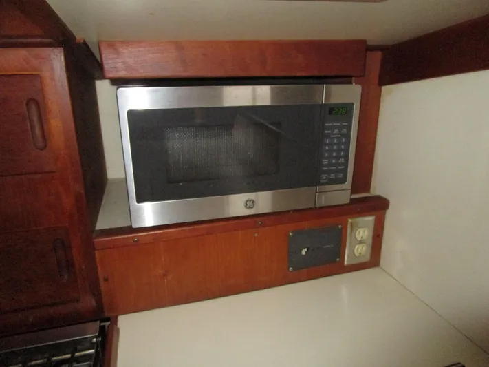 Mabuhay Yacht Photos Pics 