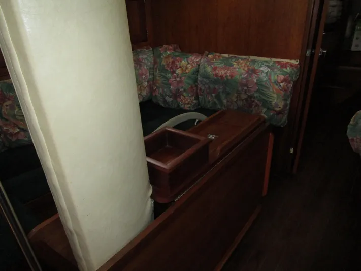 Mabuhay Yacht Photos Pics 