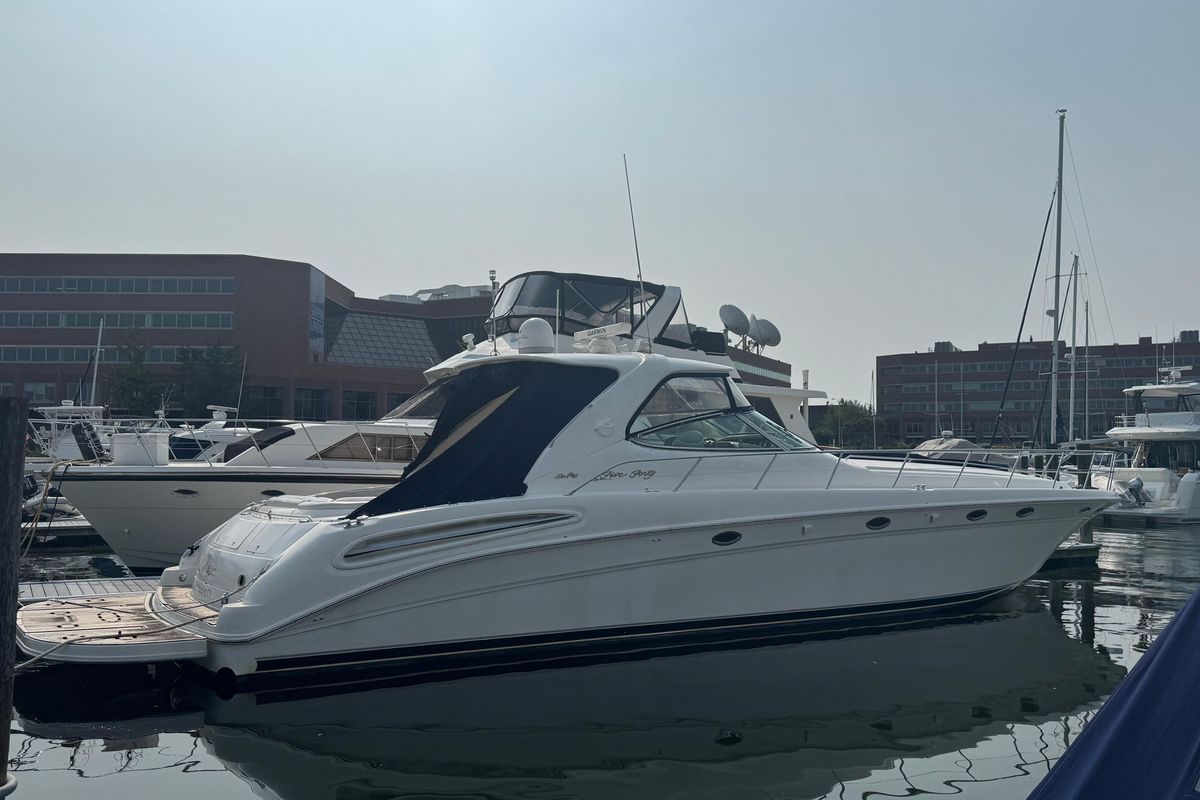 2001 Sea Ray 54 