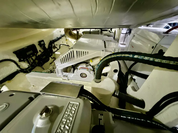 Liquid Gold III Yacht Photos Pics 